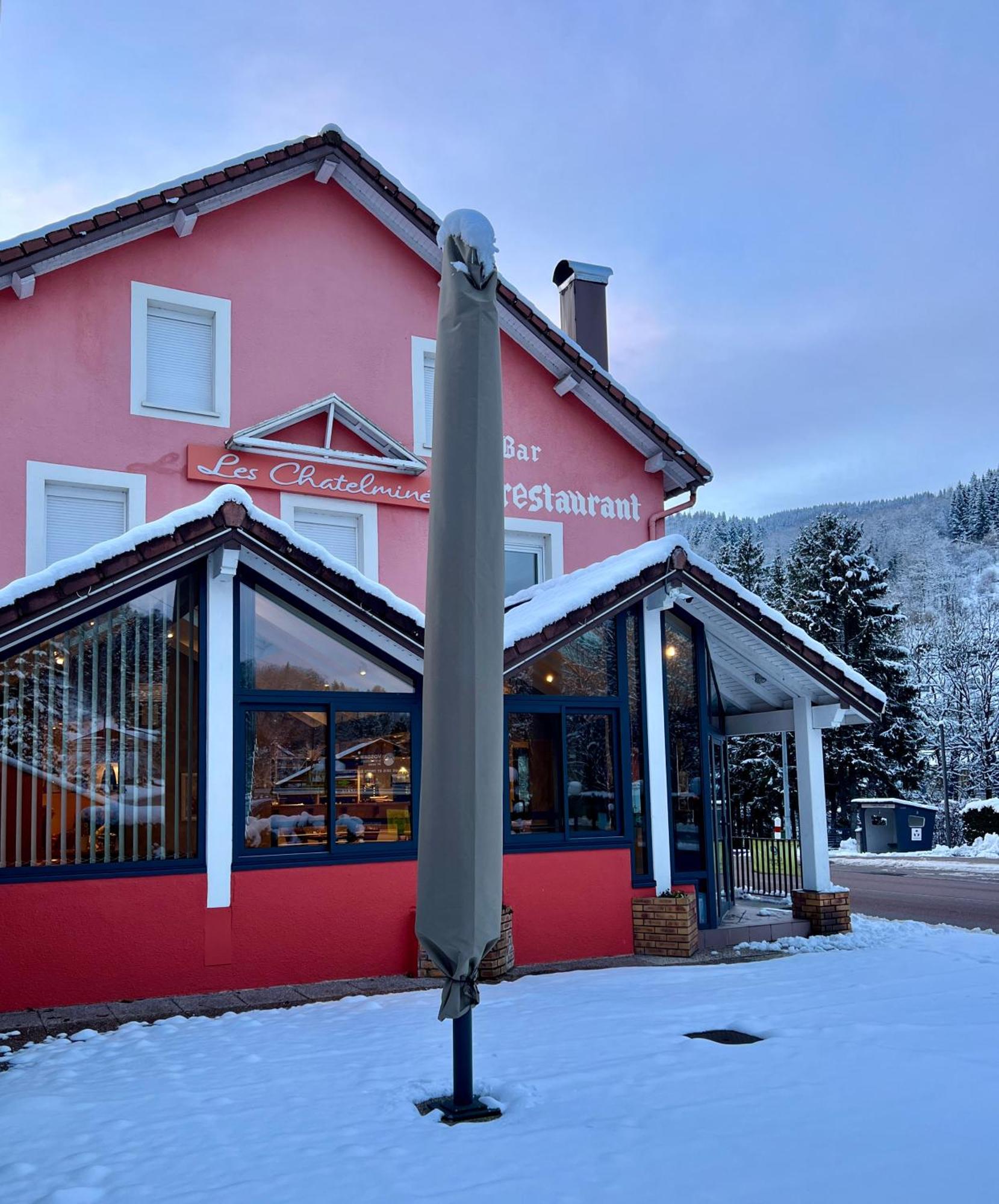 Hôtel Les Chatelminés La Bresse Exterior foto